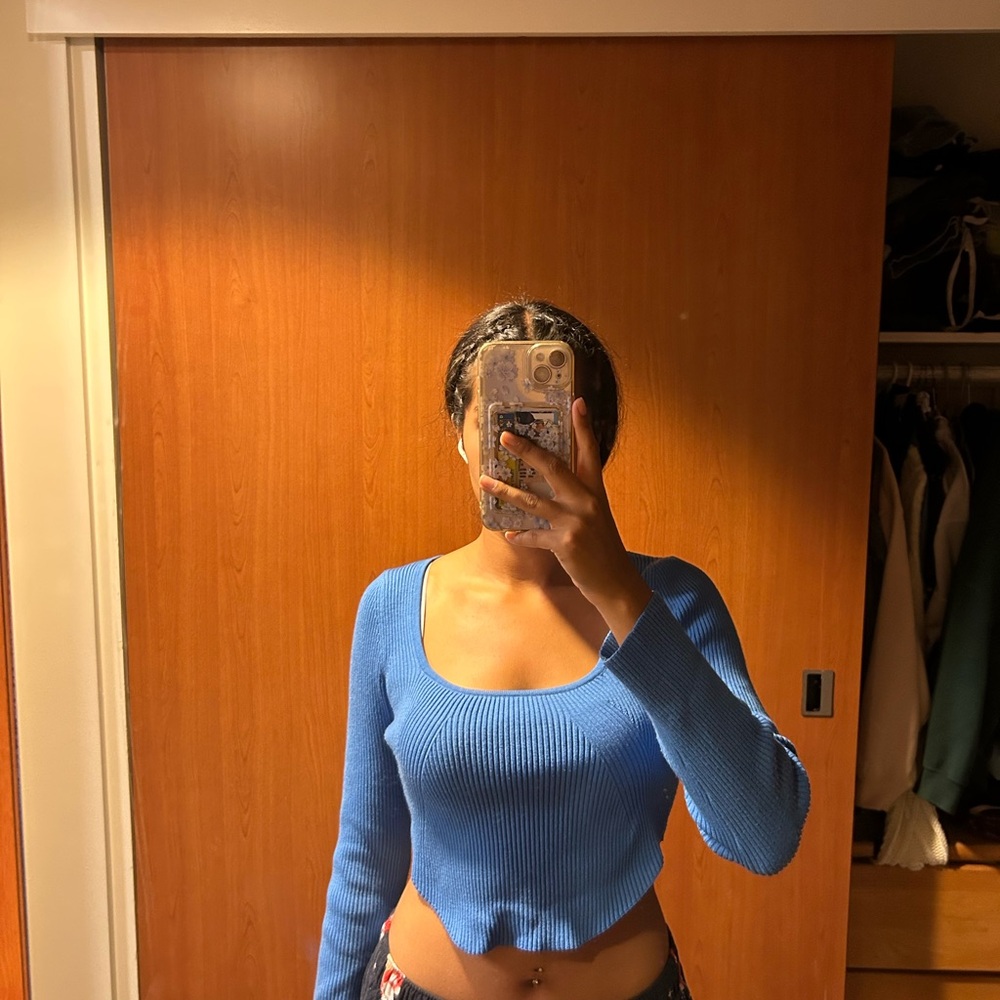 Blue Ribbed Long Sleeve Crop Top